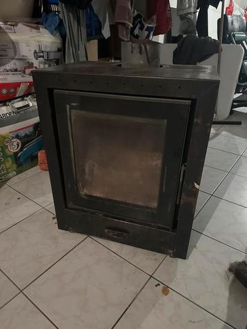 Houtkachel  beschikbaar voor biedingen