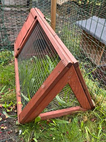 Buitenrennetje voor konijntjes/cavias… beschikbaar voor biedingen