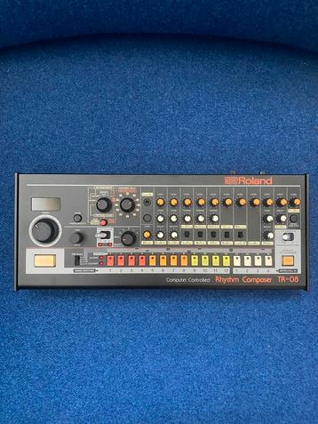 Roland TR-08 drum machine