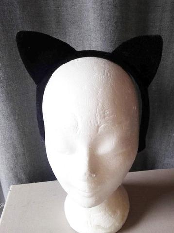 diadeem kat oortjes beschikbaar voor biedingen