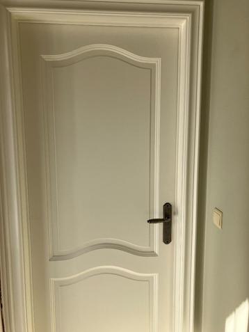 wit geschilderde eiken binnen deuren beschikbaar voor biedingen