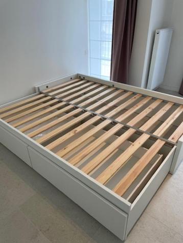 Bed/Slaapbank beschikbaar voor biedingen