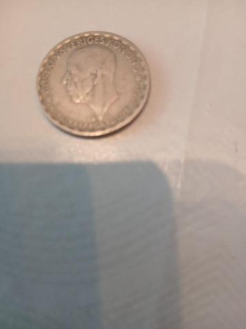 2 x1 zweedse kroon gustaf 5  1947 en gustaf adolf 1948 beschikbaar voor biedingen
