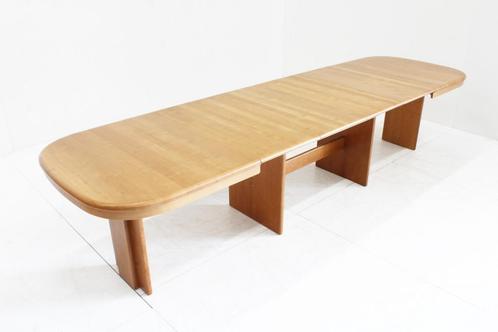 Vintage Deense grote ovalen uitschuifbare eettafel 343 cm, Antiek en Kunst, Antiek | Meubels | Tafels, Ophalen