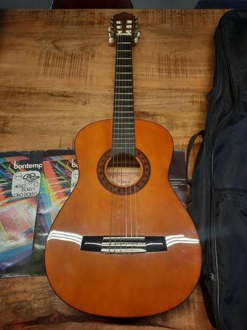 Guitare enfant valencia + 4 livres botempi beschikbaar voor biedingen