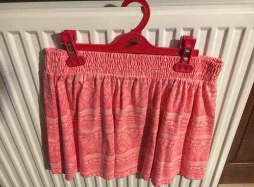 jupe rouge taille 12 ans donc 152, de chez C&A, Enfants & Bébés, Vêtements enfant | Taille 152, Utilisé, Fille, Robe ou Jupe, Enlèvement ou Envoi