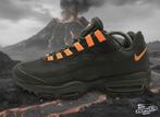 Nike Air Max 95 Ultra 'Black/Safety Orange' EU42 2018, Vêtements | Hommes, Chaussures, Enlèvement ou Envoi, Nike, Porté, Baskets