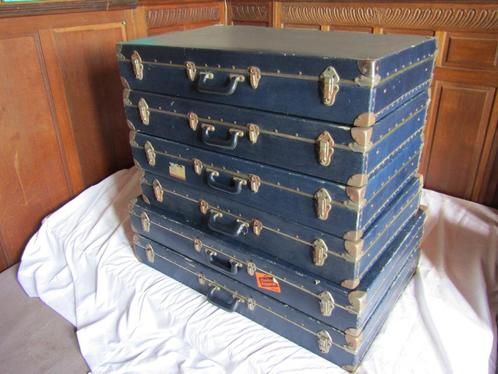 Grandes valises anciennes (4 restantes par lot ou /unité ), Bijoux, Sacs & Beauté, Valises, Utilisé, Autres matériaux, 70 cm ou plus