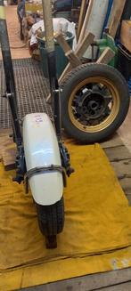 Set voorvork voor zijdelingse auto, Motoren