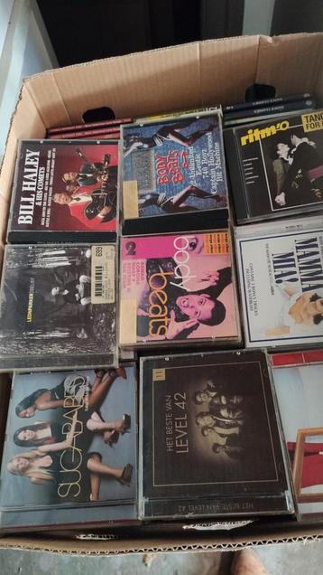 Meer dan 1000 cd's (niet klassiek)  beschikbaar voor biedingen