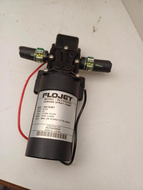 Flojet membraan pomp met drukschakelaar, Tuin en Terras, Waterpompen, Zo goed als nieuw, Ophalen of Verzenden