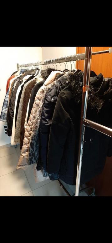 75 damesjassen , damesmantels in alle maten beschikbaar voor biedingen