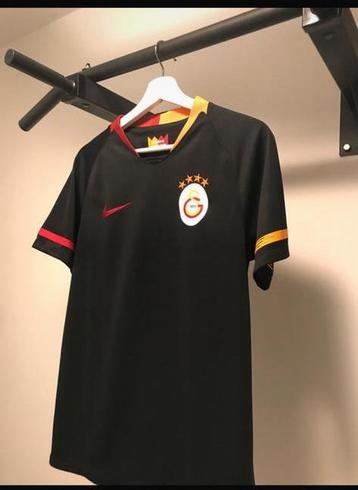 Galatasaray shirt beschikbaar voor biedingen