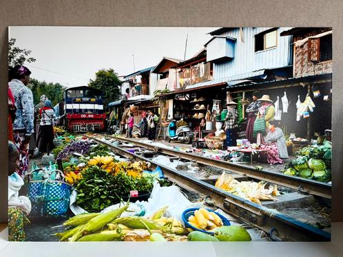 Bhutan, Mandalay, Thaye Zay markt. Foto op Dibond, 96x64cm., Antiek en Kunst, Kunst | Tekeningen en Fotografie, Ophalen