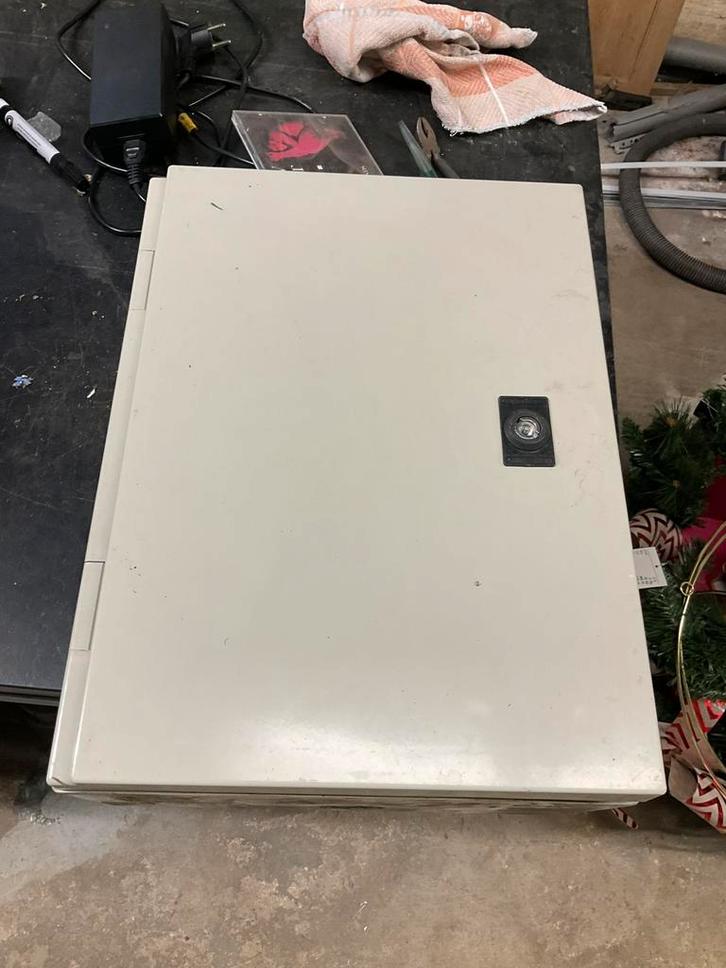 Elektriciteitskast, Bricolage & Construction, Électricité & Câbles, Comme neuf, Enlèvement