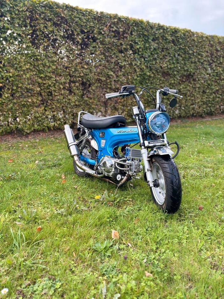 Dax b klasse 75cc oliegekoeld, Fietsen en Brommers, Brommers | Honda, Zo goed als nieuw, Overige modellen, Klasse B (45 km/u)