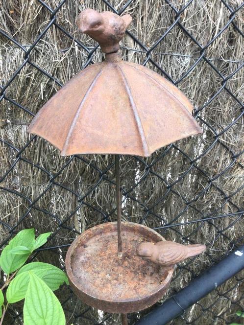 Vogeldrinkschaal Vogelvoederhuisje in gietijzer, Tuin en Terras, Overige Tuin en Terras, Zo goed als nieuw, Ophalen