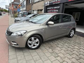 Kia Ceed 1400cc benzine*Zeer goede staat*Airconditioning beschikbaar voor biedingen