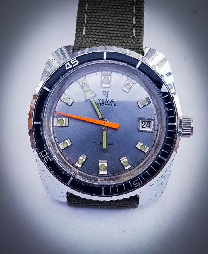 YEMA Sous-Marine Ebauche 3611, Handtassen en Accessoires, Horloges | Heren, Gebruikt, Polshorloge, Staal, Kunststof, Ophalen of Verzenden