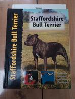 Staffordshire Bull Terrier Sbt Engelse Stafford Staffys Staf, Boeken, Dieren en Huisdieren, Ophalen of Verzenden, Zo goed als nieuw