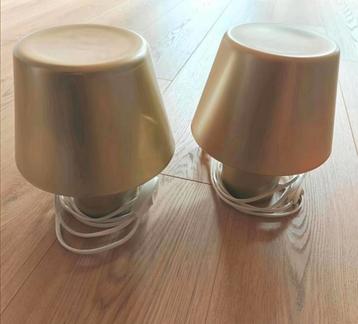 Set van 2 glazen tafellampen/ nachtlampen beschikbaar voor biedingen