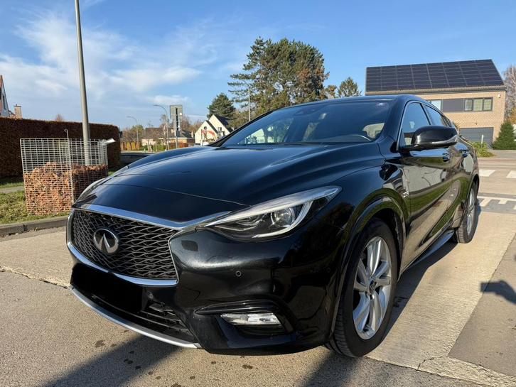 Infiniti q30, Auto's, Infiniti, Particulier, Q30, Achteruitrijcamera, Diesel, Euro 6, SUV of Terreinwagen, 5 deurs, Automaat, Blauw