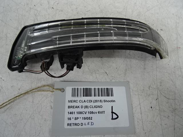 RETROVISEUR LATERAL DROIT CLA Shooting Brake (117.9), Autos : Pièces & Accessoires, Rétroviseurs, Mercedes-Benz, Utilisé