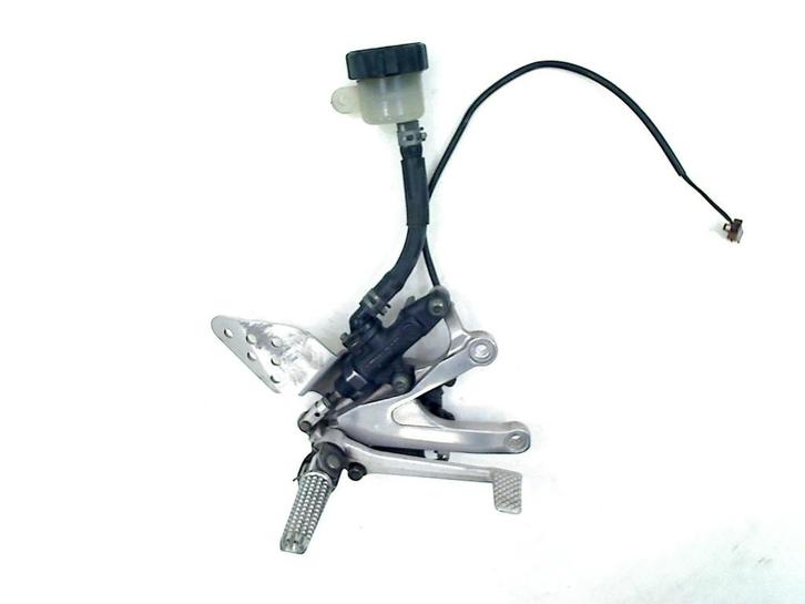 SCHETSPLAAT RECHTS VOOR YZF R6 1999-2002 (YZF-R6 5EB 5MT), Motoren, Onderdelen | Yamaha, Gebruikt