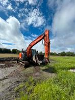 Hitachi 135 us6, Zakelijke goederen, Landbouw | Werktuigen, Ophalen of Verzenden, Overige, Grondbewerking