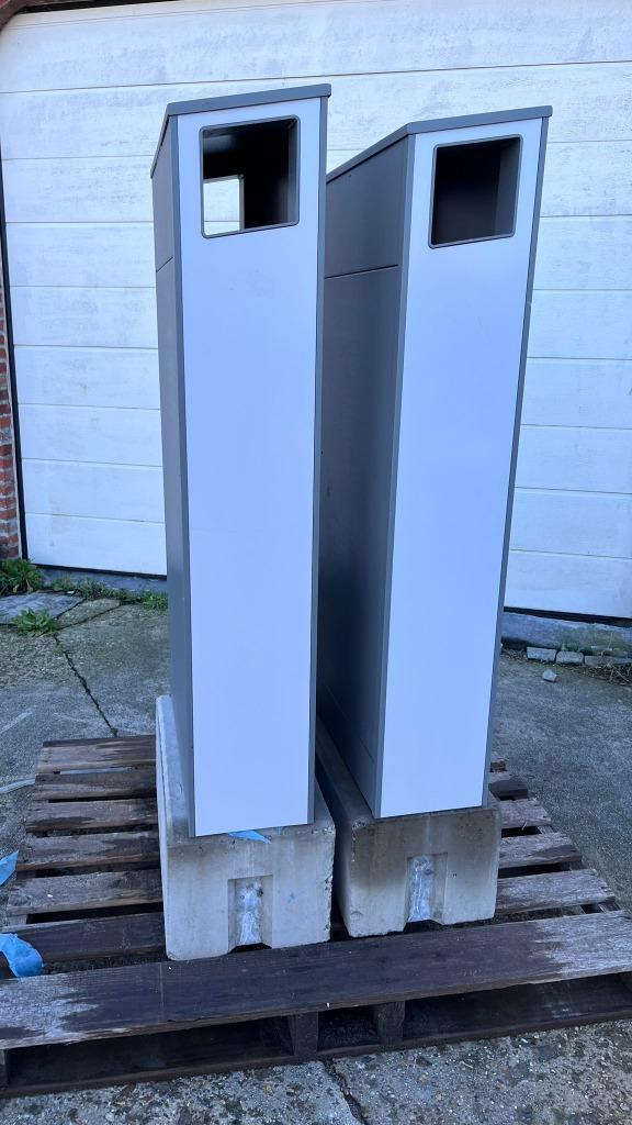 Nieuwe design buitenprullenbakken, Huis en Inrichting, Woonaccessoires | Prullenbakken, Nieuw, Metaal, 50 tot 75 cm, 30 tot 40 liter