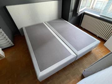 boxsprings Bed, bj 2023, weinig gebruikt (2de woning) beschikbaar voor biedingen