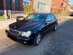 Mercedes 200cdi avant-garde, airco, Autos, Mercedes-Benz, Série 200, Boîte manuelle, Noir, 5 portes