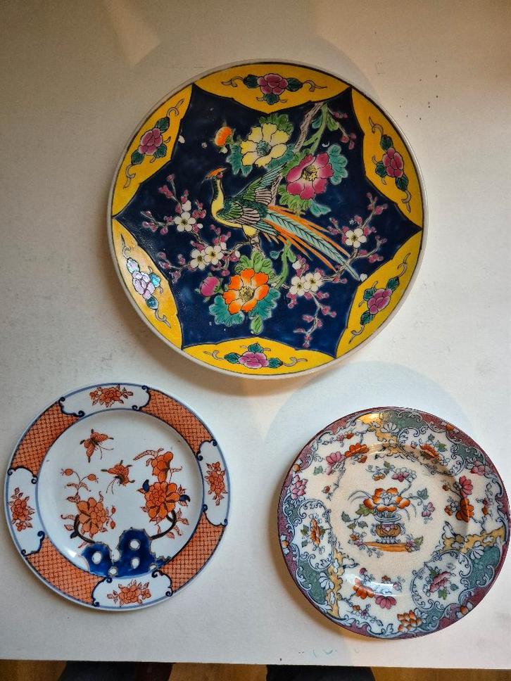 3 panneaux : MEIJI anno1850, IMARI et Staffordshire, Antiquités & Art, Antiquités | Porcelaine, Enlèvement ou Envoi