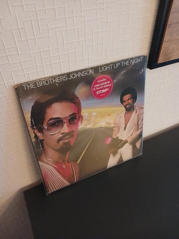 LP The Brothers Johnson - Light Up The Night beschikbaar voor biedingen