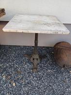 Ancienne table de bistro, Enlèvement, Comme neuf