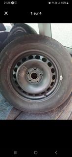 Av 215/60/16 x 4 winterbanden + wielen vw sheets HANKOOK 99H, Auto-onderdelen, Banden en Velgen, Ophalen, Gebruikt, 16 inch, Band(en)