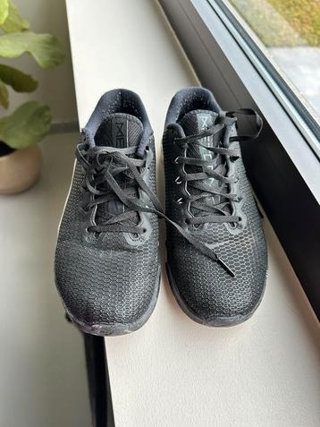 Zwarte Nike Metcon 5 - fitness schoenen beschikbaar voor biedingen