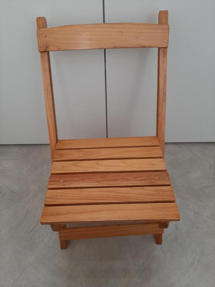 kinder klapstoeltje in hout,vintage, Kinderen en Baby's, Kinderstoelen, Zo goed als nieuw, Inklapstoel, Ophalen