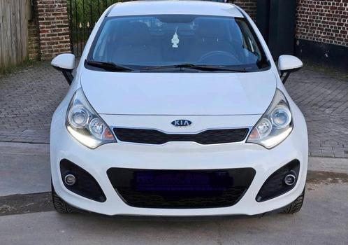 kia rio 1.2 benzine 2012, Auto's, Kia, Particulier, Rio, Cruise Control, Benzine, Euro 5, 4 deurs, Handgeschakeld, Wit, Grijs