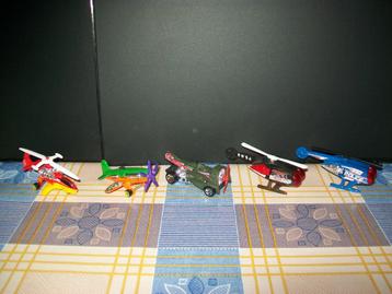 Hot Wheels - Hotwheels - Helikopter - Vliegtuig - Helicopter beschikbaar voor biedingen