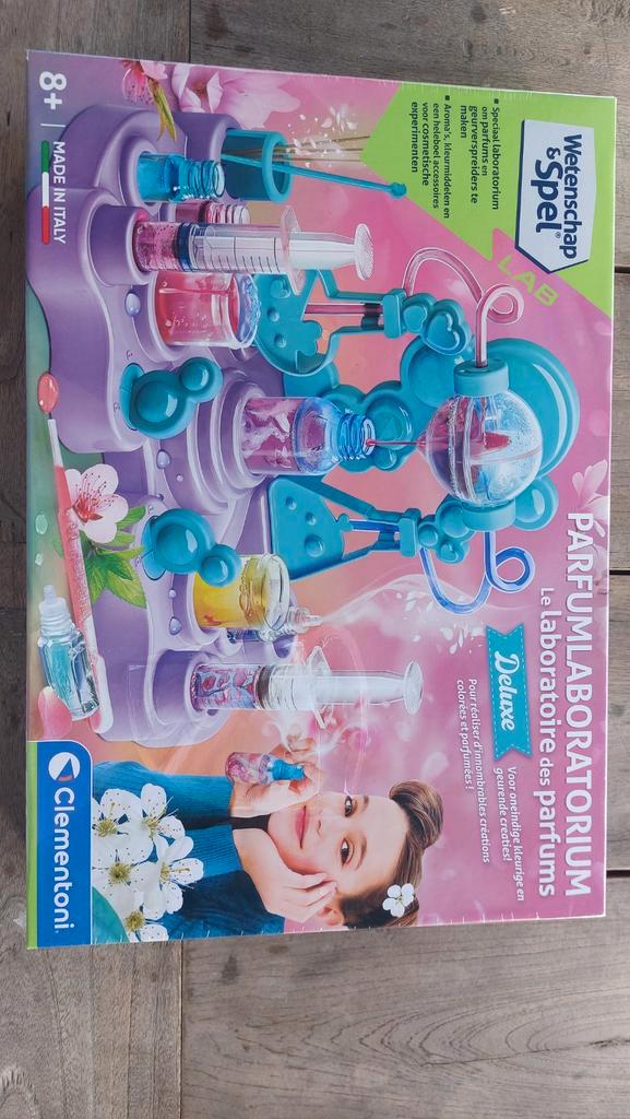 Parfum laboratorium Clementoni nieuw!, Kinderen en Baby's, Speelgoed | My Little Pony, Ophalen