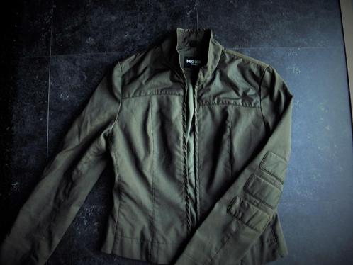 Mexx jasje kort model halve koll maat small(38), Kleding | Dames, Jassen | Zomer, Zo goed als nieuw, Maat 38/40 (M), Ophalen of Verzenden