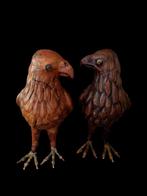 Twee oude Engelse lederarenden met glazen ogen, Antiek en Kunst, Ophalen