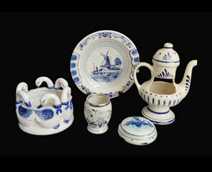 Set 1950-1960 antiek Delftsblauw servies theepot Vaas Pot, Antiek en Kunst, Antiek | Servies los, Ophalen of Verzenden