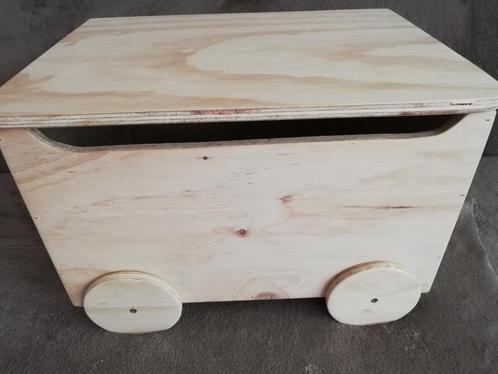 Nieuwe houten opbergkist/zitbank voor doopsuiker/speelgoed, Enfants & Bébés, Cadeaux d'accouchement & Assiettes de naissance, Neuf