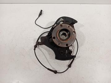WIELNAAF RECHTS VOOR Fiat 500 (312) (01-2007/12-2012) beschikbaar voor biedingen