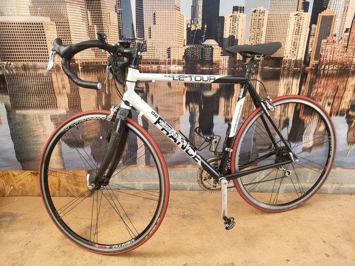 Gianni Motta le tour de france, Fietsen en Brommers, Fietsen | Racefietsen, Zo goed als nieuw, 28 inch, Carbon, Ophalen