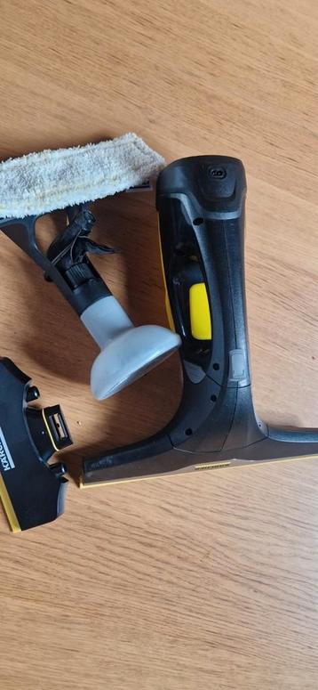 Raamreiniger karcher  beschikbaar voor biedingen
