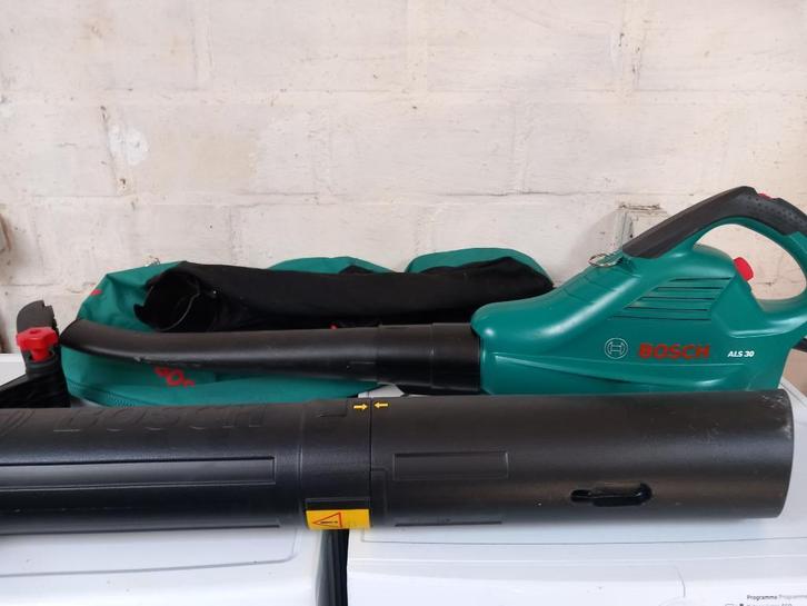 Bosch ALS30 bladblazer, bladzuiger, Tuin en Terras, Bladblazers, Zo goed als nieuw, Handgedragen, Elektrisch, Met opvangzak, Met versnipperfunctie