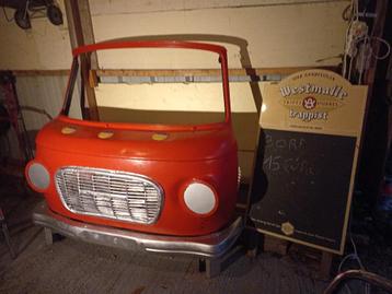 bar vintage, garage, grotte pour hommes, harmonium, trophée 